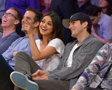 Ashton Kutcher und Mila Kunis