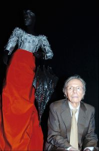 El diseñador Manuel Pertegaz