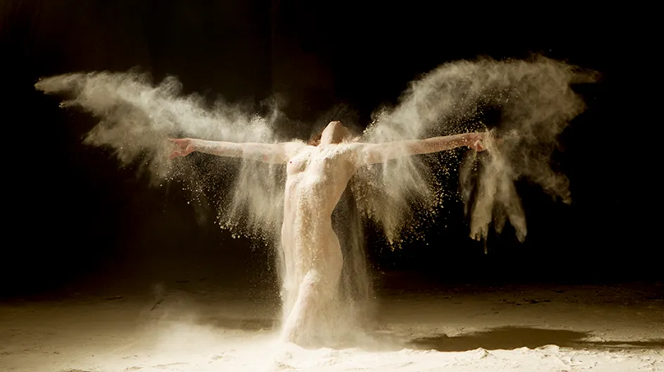 Il sublime des danseuses nues dans une série de photos incroyables…