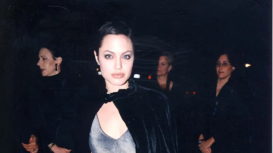 Angelina Jolie: una infancia marcada por la anorexia y la violencia