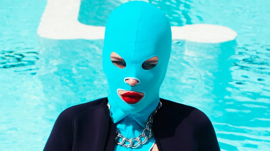 Are Pool Masks About To Become A Thing? Let's Hope Not