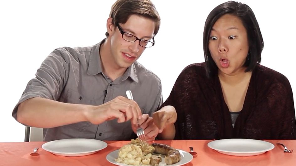 Lustig! Diese Amerikaner probieren zum ersten Mal deutsches Essen!