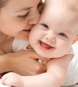 7 manieren om je huilende baby te troosten