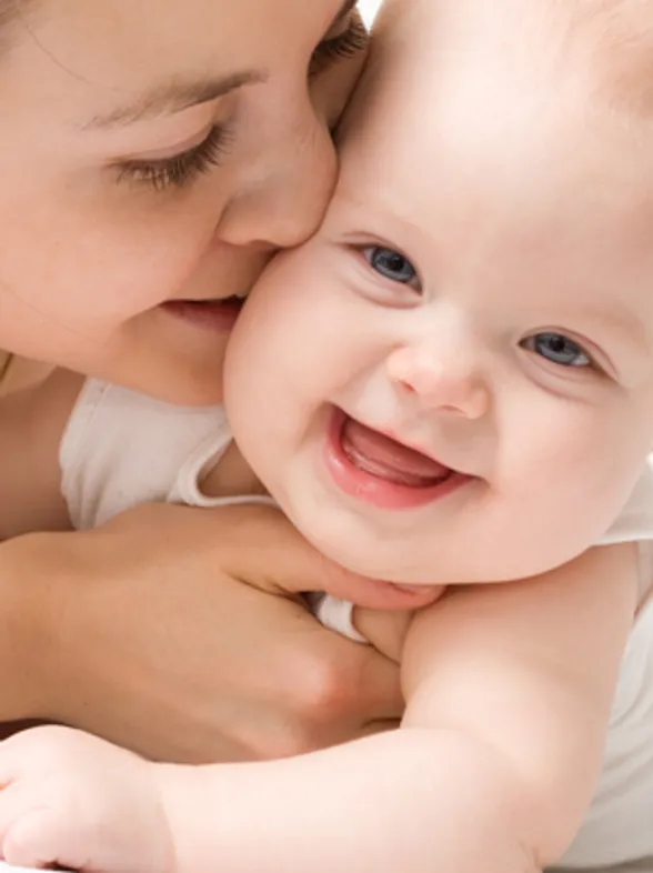 7 manieren om je huilende baby te troosten