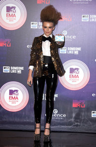 Tallia Storm