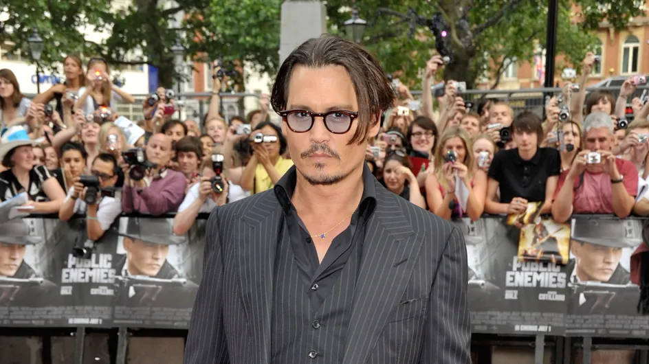 Johnny Depp, ivre sur la scène des Hollywood Film Awards ? (Vidéo)