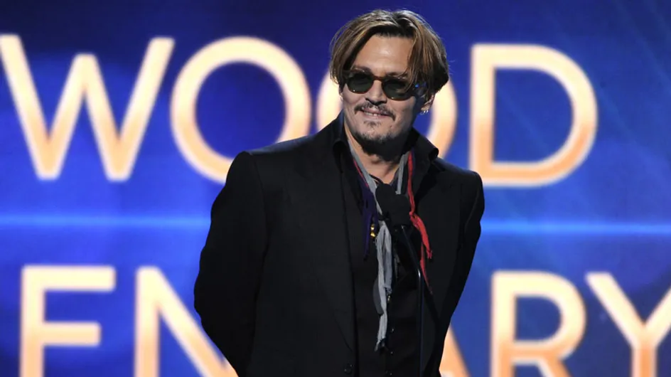 Johnny Depp aparece borracho en la gala de los Hollywood Film Awards 2014