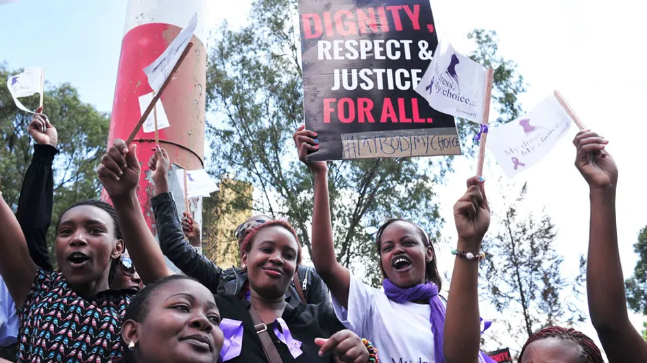 Llevar falda es motivo de agresión contra las mujeres en Kenia