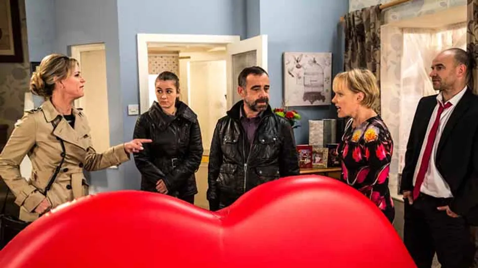 Coronation Street 07/12 – Desperate Kylie is caught in the act
