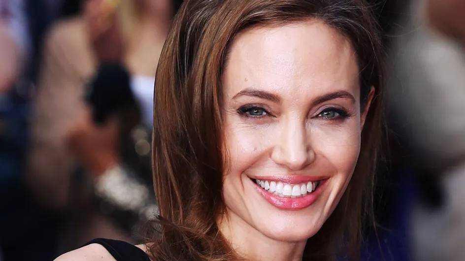 Angelina Jolie réconforte une fan en pleine crise de panique