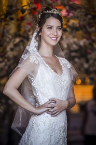 Alto Astral | Laura (Nathalia Dill) de noiva