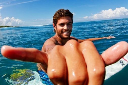 Namorado surfista