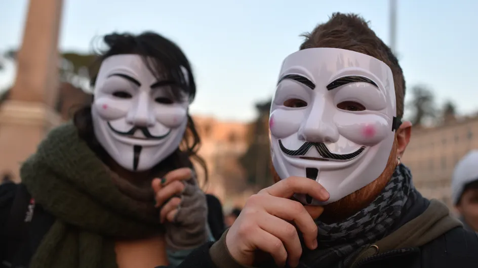 Anonymous dénonce une série de comptes Twitter djihadistes