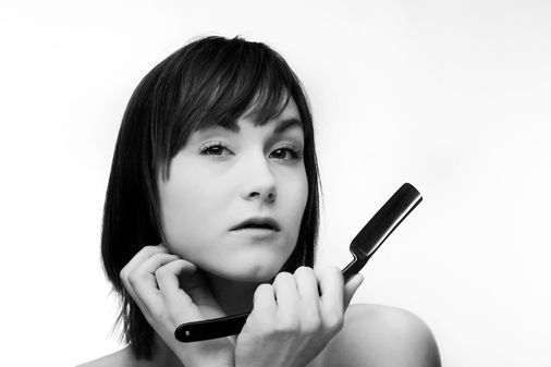 Afeitado facial femenino