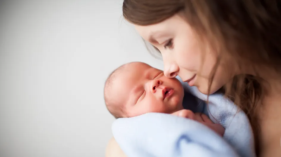 Le 4 fasi del parto naturale, dai primi dolori alla nascita del bambino