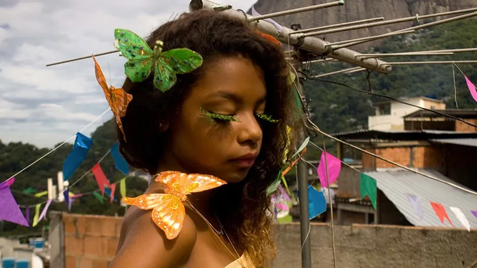 Niños de favelas posan tal y como querrían ser vistos por el mundo