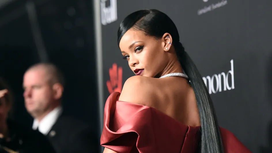 Rihanna dévoile ses courbes pour AnOther Magazine (Photos)