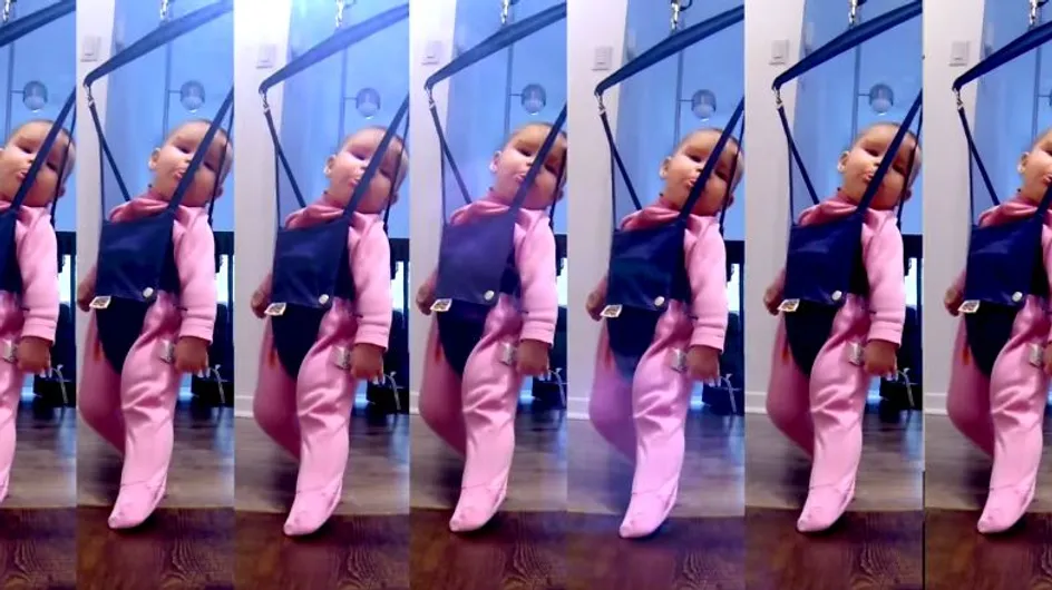 Cette petite fille craquante danse VRAIMENT comme une pro !(Vidéo)