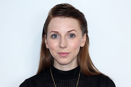 L'OREAL: The Sofeminine Team Put The Wet Look Trend On Trial