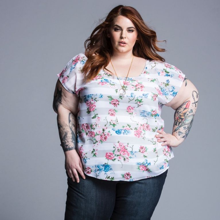 Tess Holliday, mannequin plus size, dans un shooting sans retouche