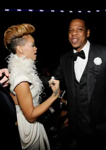 Beyoncé et Jay-Z, Rihanna très enceinte et tactile : Pluie de