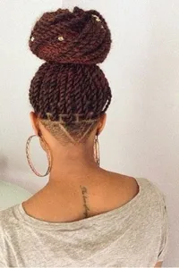 Penteados com box braids deslumbrantes direto do Pinterest