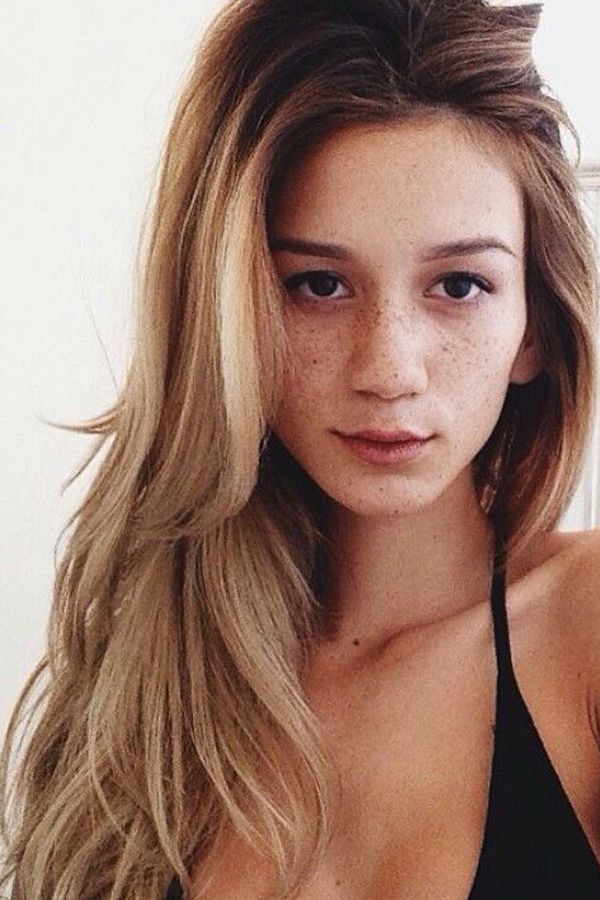 50 Beautiful Girls With Freckles