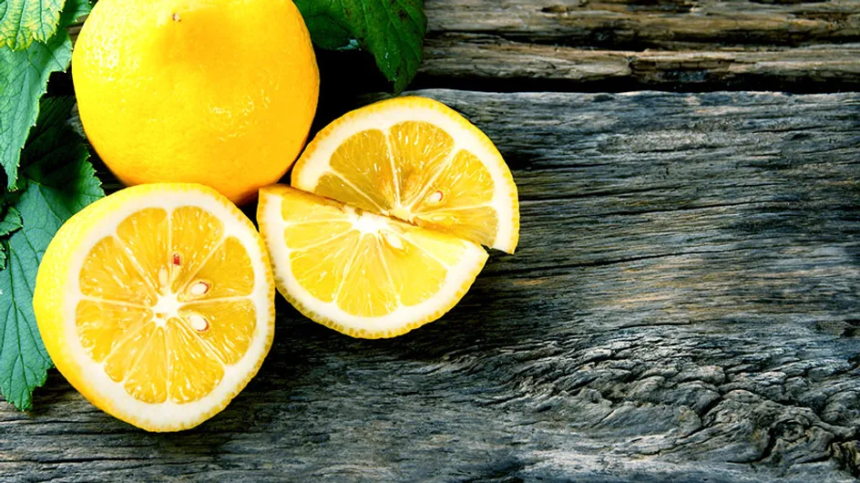 The Detoxing Hero: 6 Incredible Health Benefits of Lemons