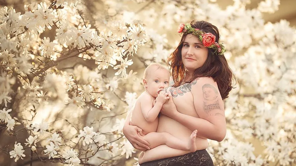 Cette photographe lève le voile sur l'allaitement - et pour une bonne raison!