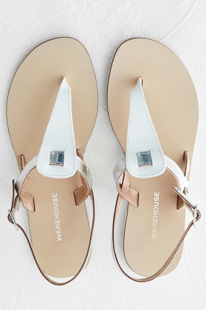 25 Summer Flats To Fall In Love With