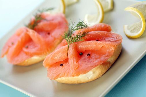Tosta de salmón ahumado
