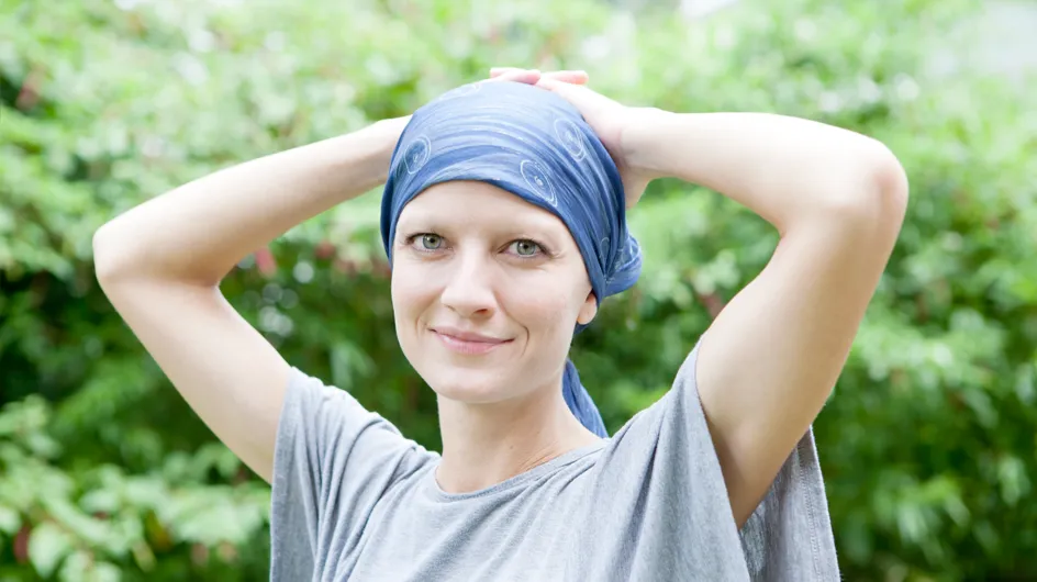 Enfin un vrai guide de beauté qui s'adresse aux femmes atteintes d'un cancer