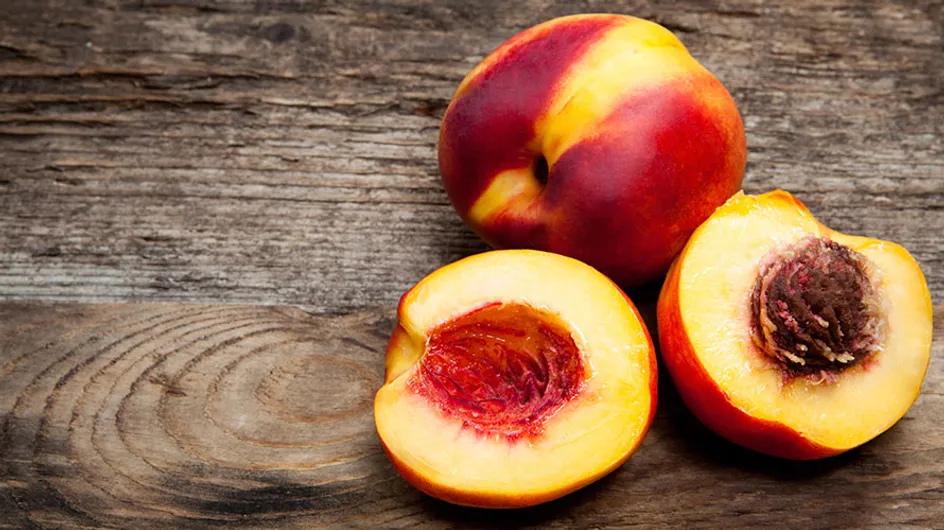 Sweet, Juicy & Delicious: 7 OMG Health Benefits of Peaches