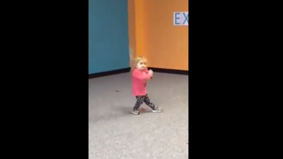 A 6 ans, malgré sa maladie, rien ne peut empêcher cette petite fille de danser