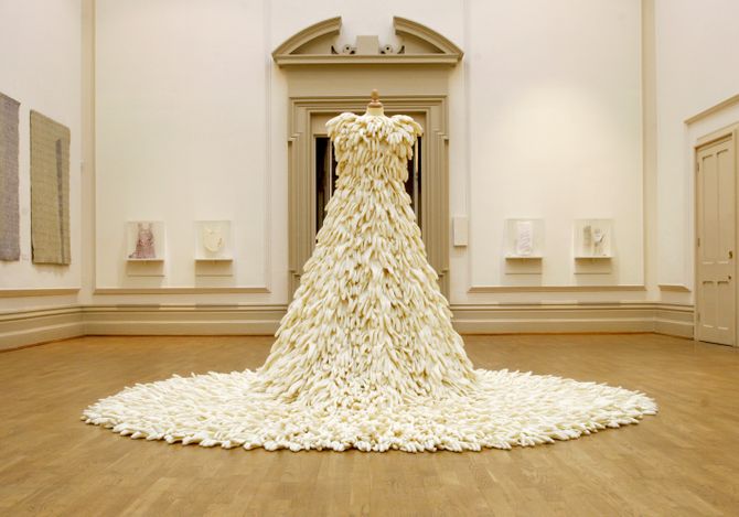 Vestido de novia de guantes de plástico