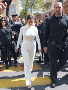 Kim Kardashian ama uma gola alta