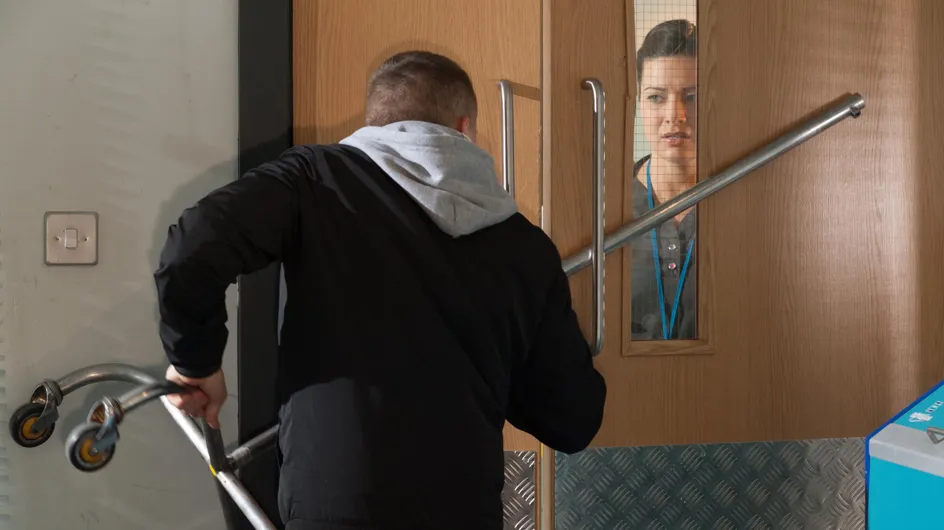 Hollyoaks 15/06 - Tegan is put-out by the return of loved-up Leela and Ziggy