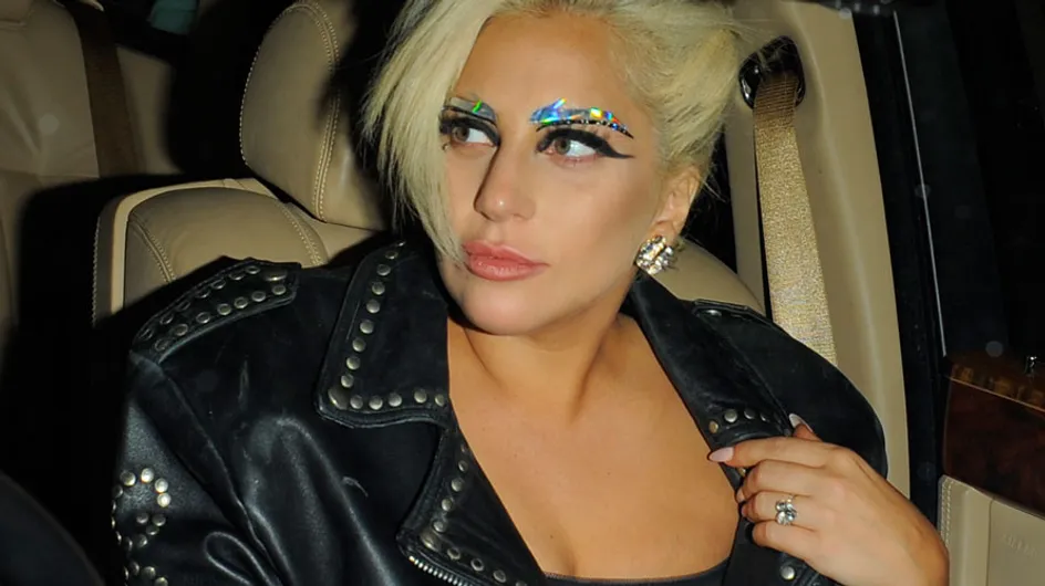 Lady Gaga y sus pezoneras, peor look de la semana
