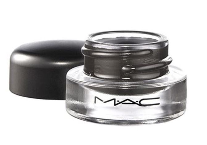 Delineador em gel MAC fluidline R$ 66