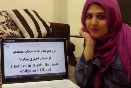 "Creo en el hijab pero odio que sea obligatorio"