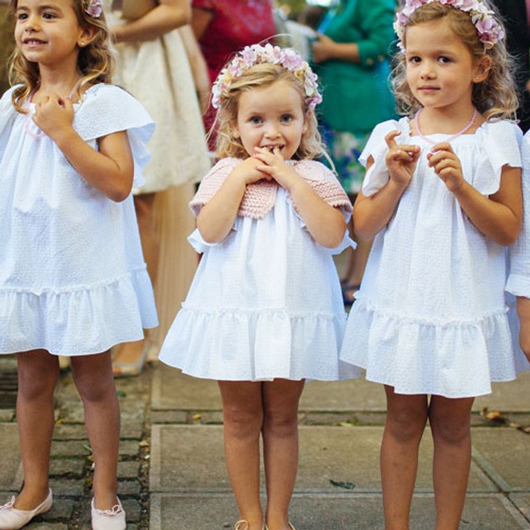 los pajes de la boda: recomendaciones para vestirlos bien