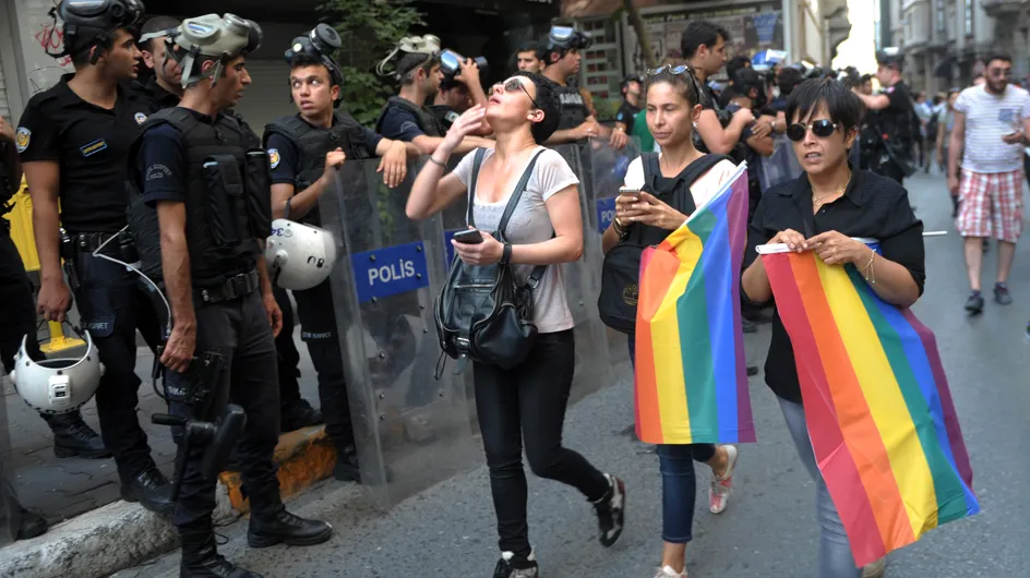 A Istanbul, la Gay Pride dégénère avec l'intervention de la police