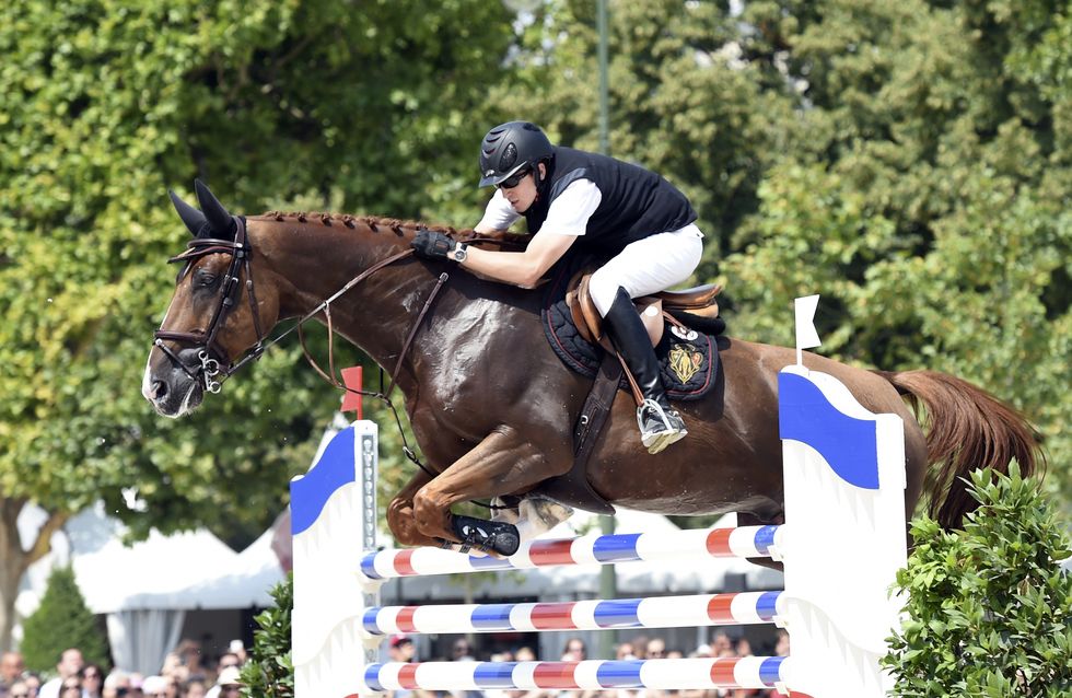 Guillaume Canet Sa Chute De Cheval Au Paris Eiffel Jumping Photos