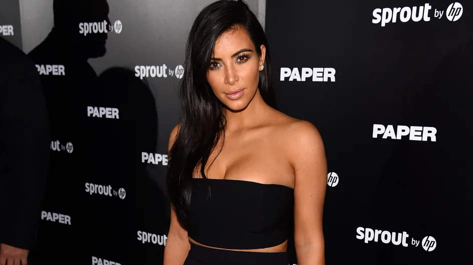 Kim Kardashian en tenue légère pour un shooting étrange dans le Val d'Oise (Photos)