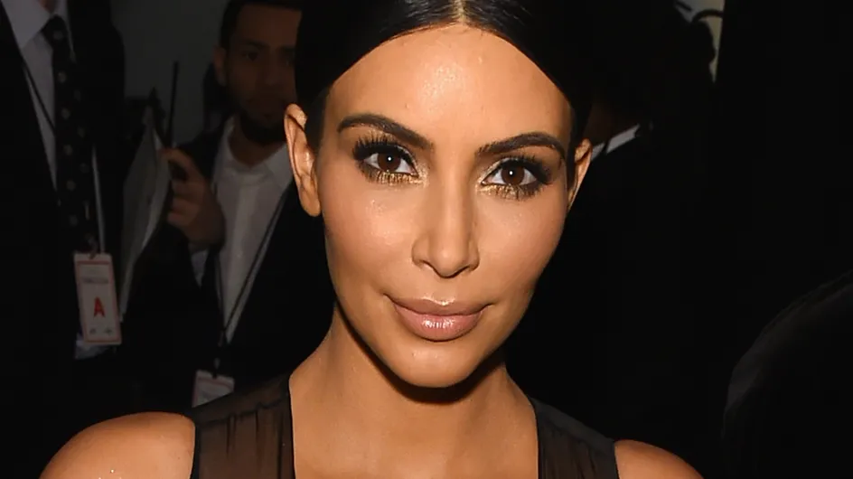 Kim Kardashian affiche son baby bump