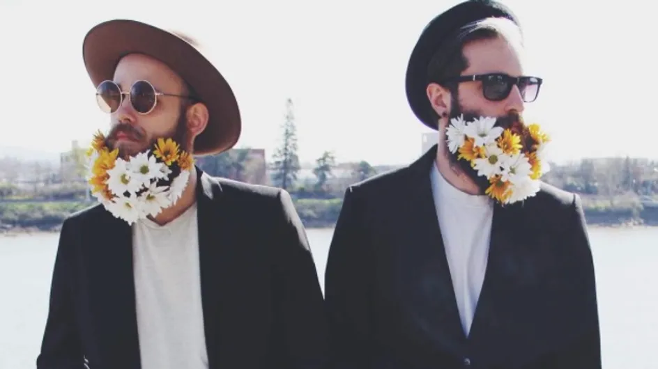 Deux amis gays deviennent célèbres en stylisant leur barbe ! (Photos)