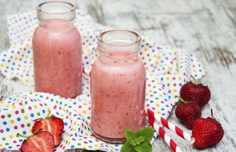 Smoothie de fresas y menta