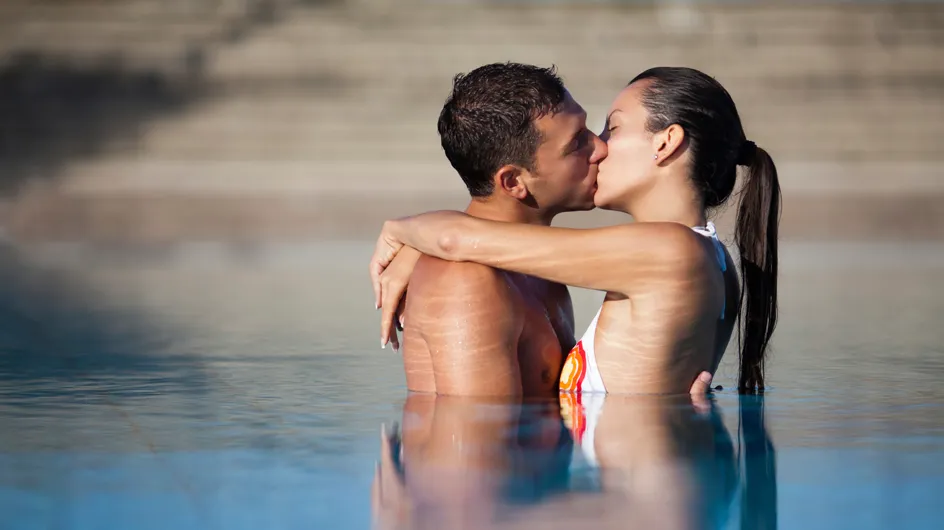 10 positions pour faire l’amour dans la piscine