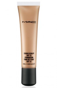 Studio Sculpt SPF 15 Foundation, M.A.C, R$ 139