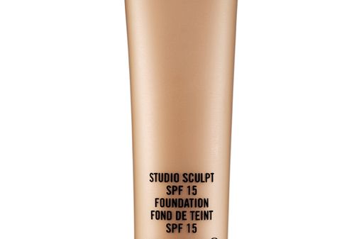 Studio Sculpt SPF 15 Foundation, M.A.C, R$ 139